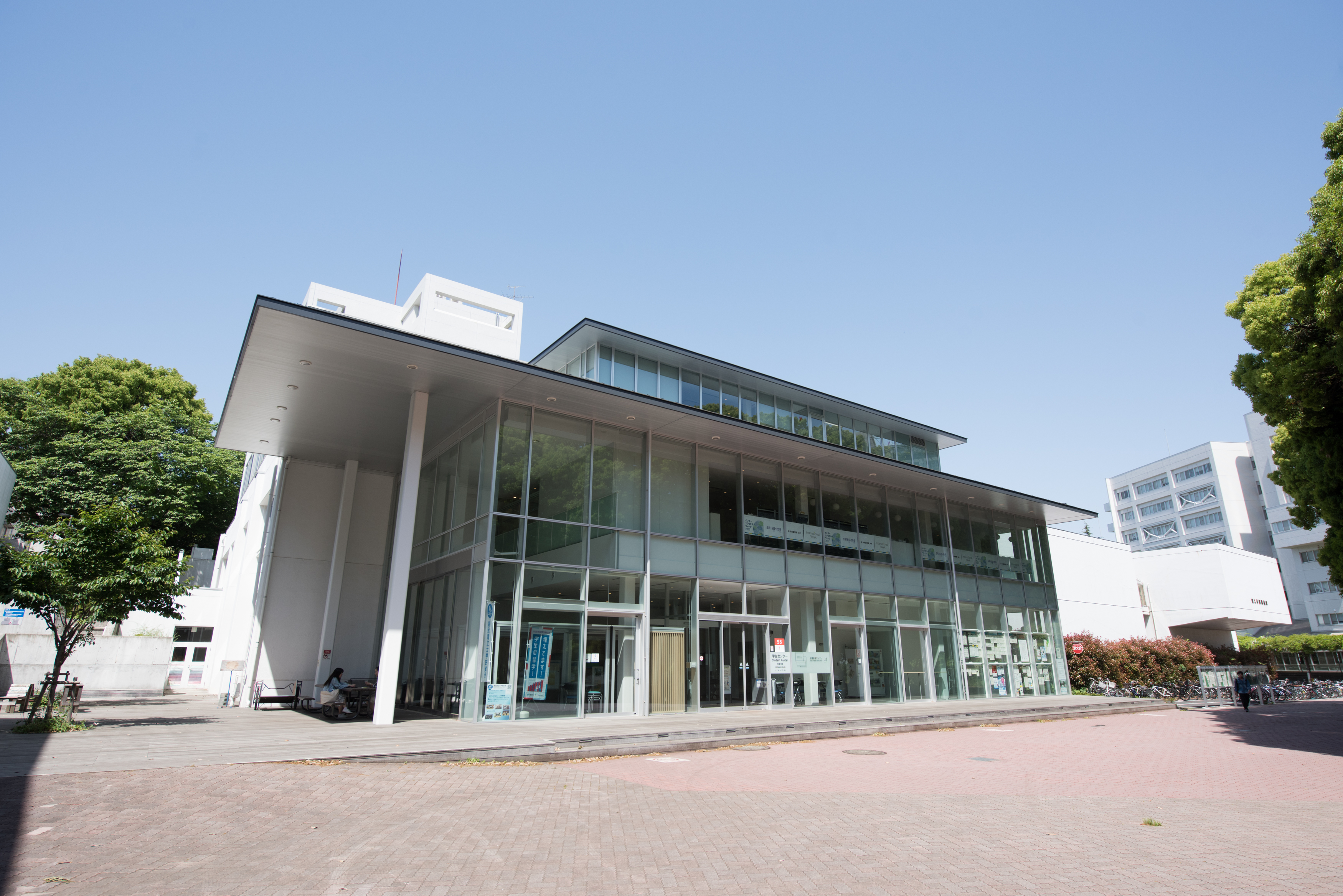 【画像4】学生センター外観.jpg